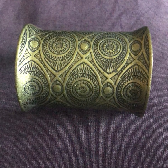 Really cool bronze cuff - Picture 2 of 3